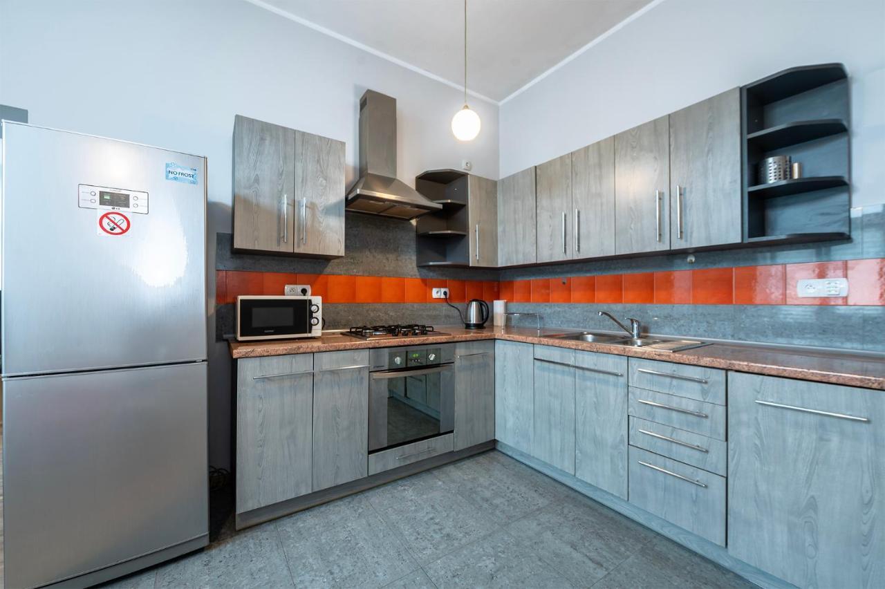 Piotrkowska-I- 75Mcentral Cosy&Freeparking Lodź Bagian luar foto