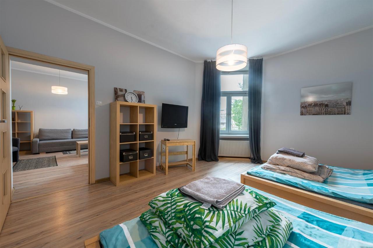 Piotrkowska-I- 75Mcentral Cosy&Freeparking Lodź Bagian luar foto